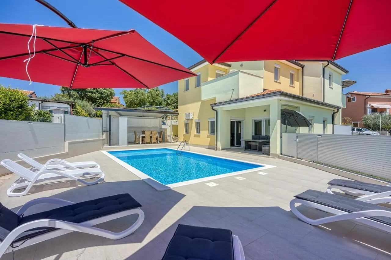 Holiday House Mila Buje Kroatien